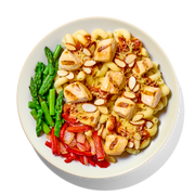 Creamy Red Pepper Chicken Cavatappi